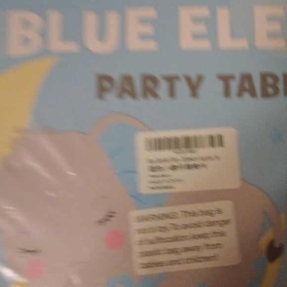 Party Tableware Set - Picture 6 of 6